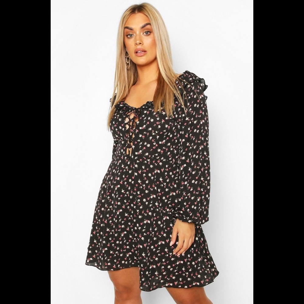 Boohoo Size 12 Black Ditsy Floral Print Mini Dress Front Lace-Up Neckline